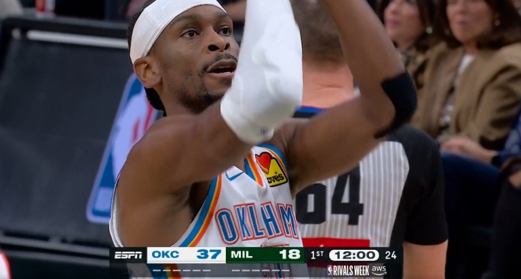 开云-一节打花？亚历山大造杀伤两罚中一 雷霆领先雄鹿20分