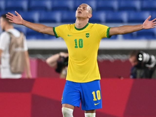 开云注册入口-戴帽立功的理查利松 跟内马尔有一个“10号之约”